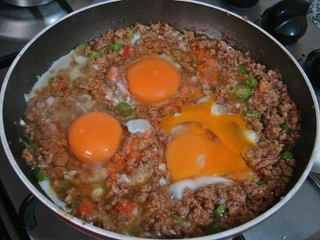 Yumurtalı Kıyma Tarifi ve Malzemeleri